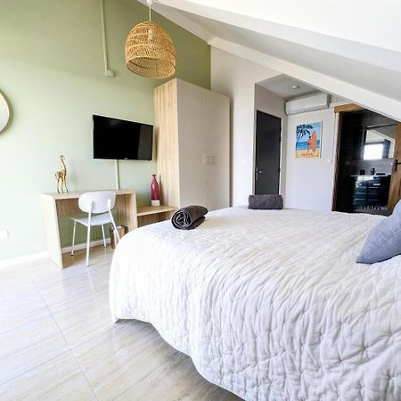 Studio Dauphin - Plage De Saint-Pierre Экстерьер фото