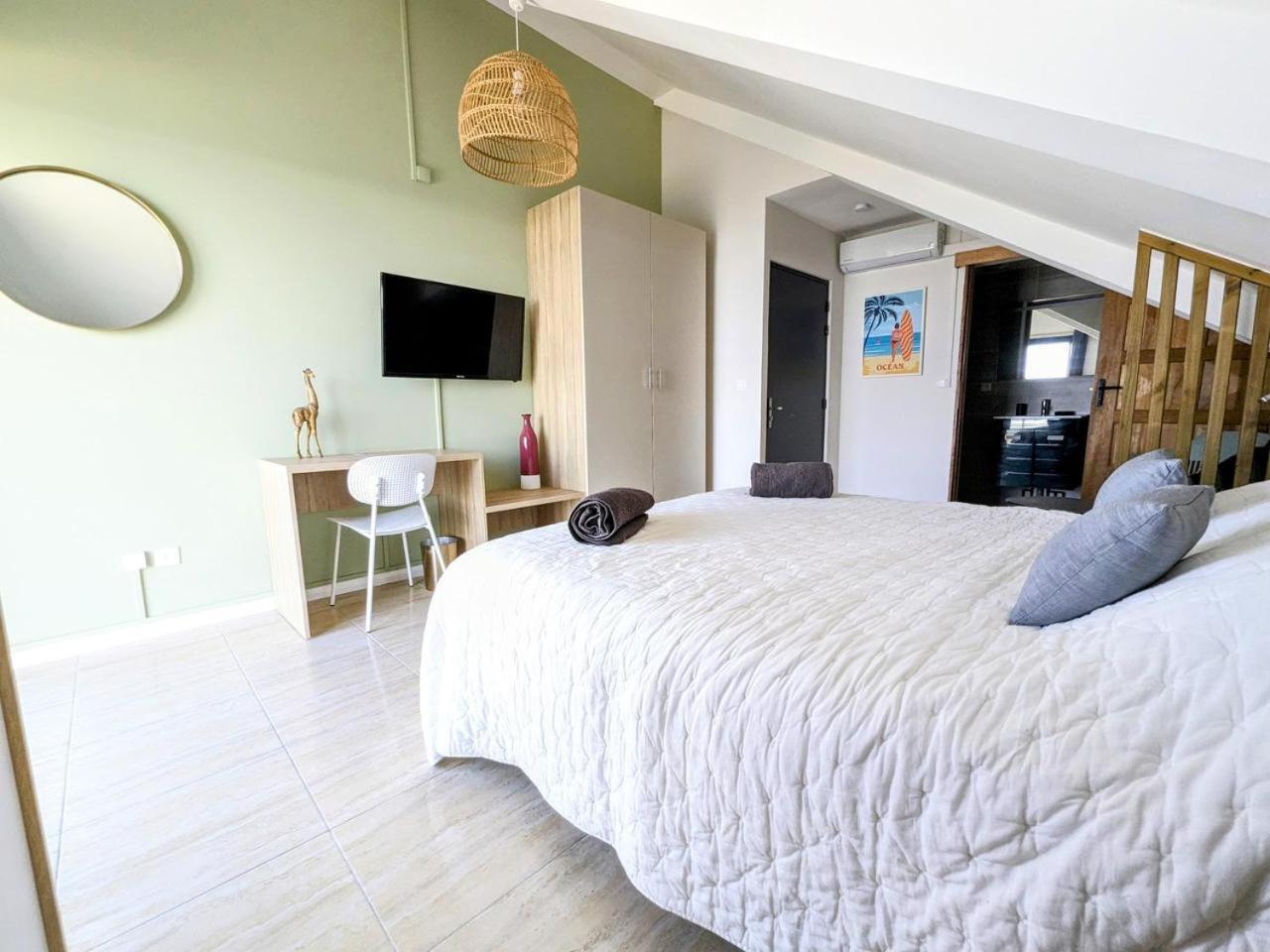 Studio Dauphin - Plage De Saint-Pierre Экстерьер фото
